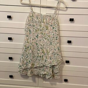 Lulus mini dress with ruffle hem exc cond, worn once